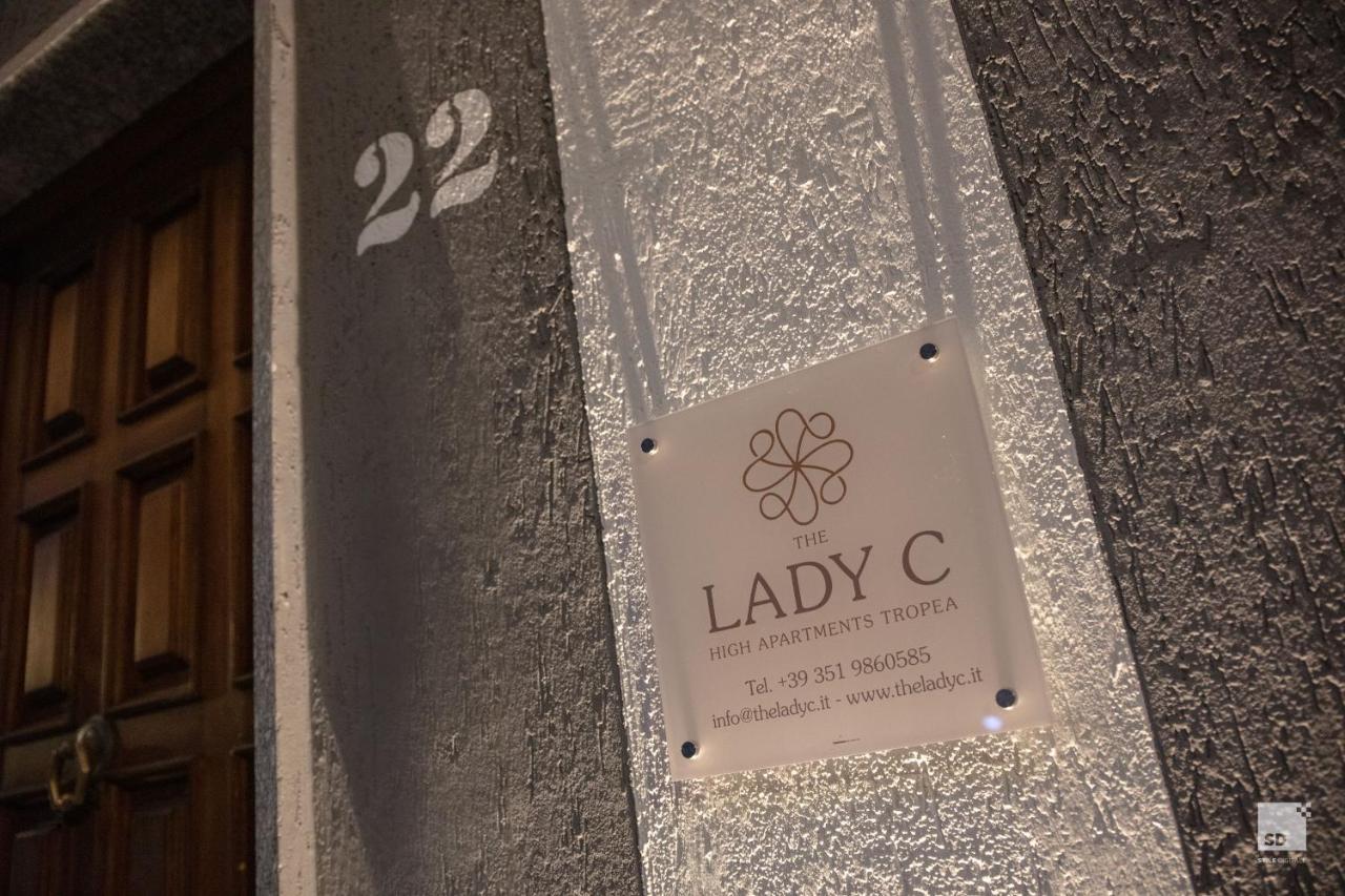The Lady C - High Apartments Tropea Esterno foto