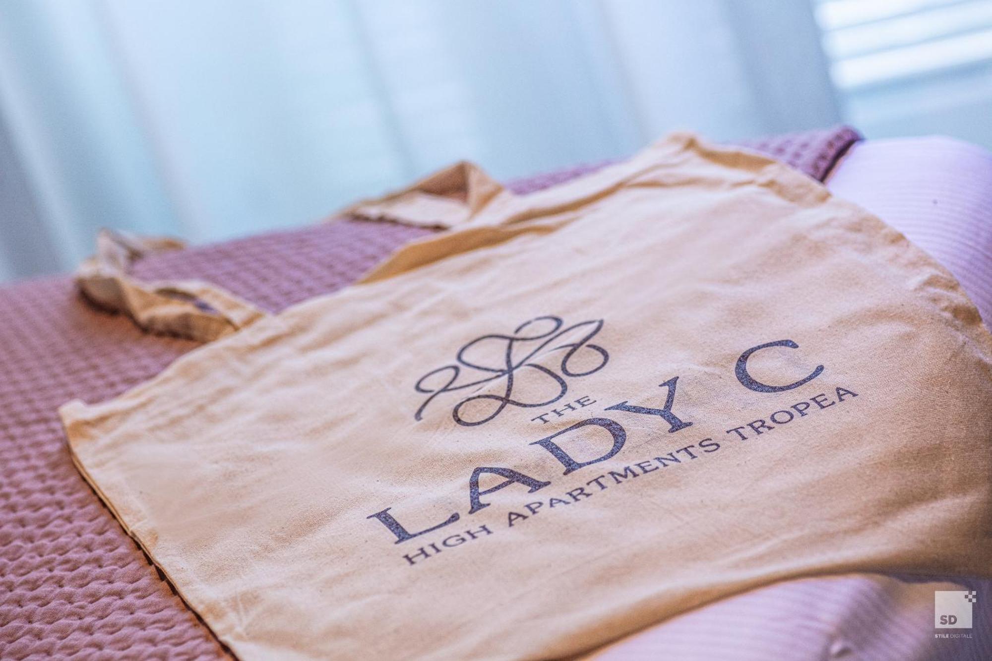 The Lady C - High Apartments Tropea Esterno foto
